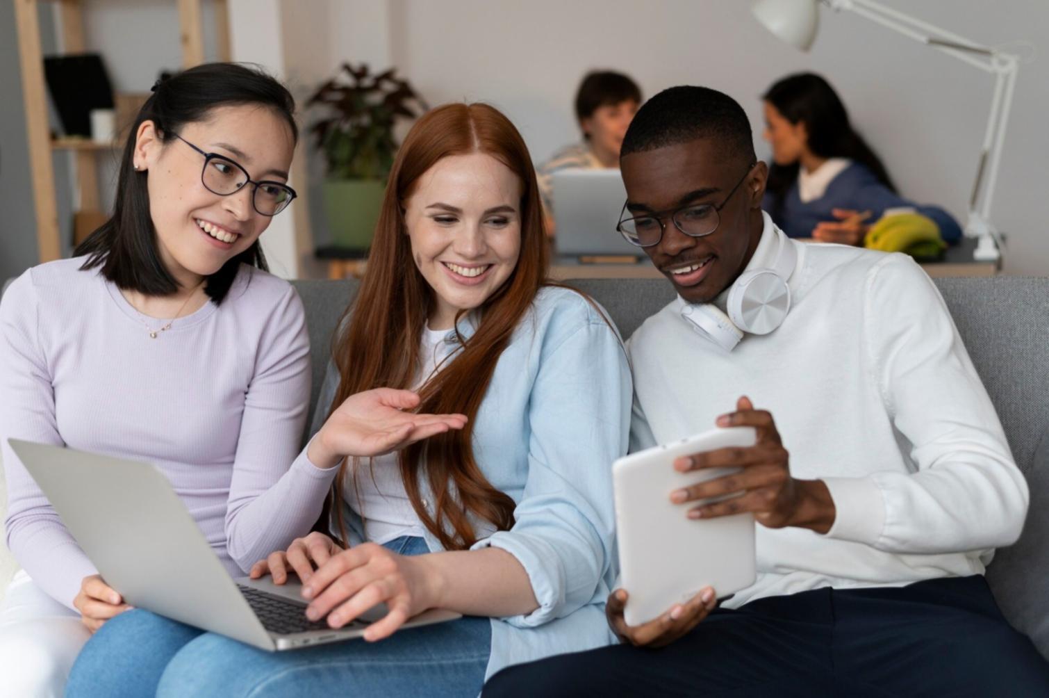 Groupe de participants en formation