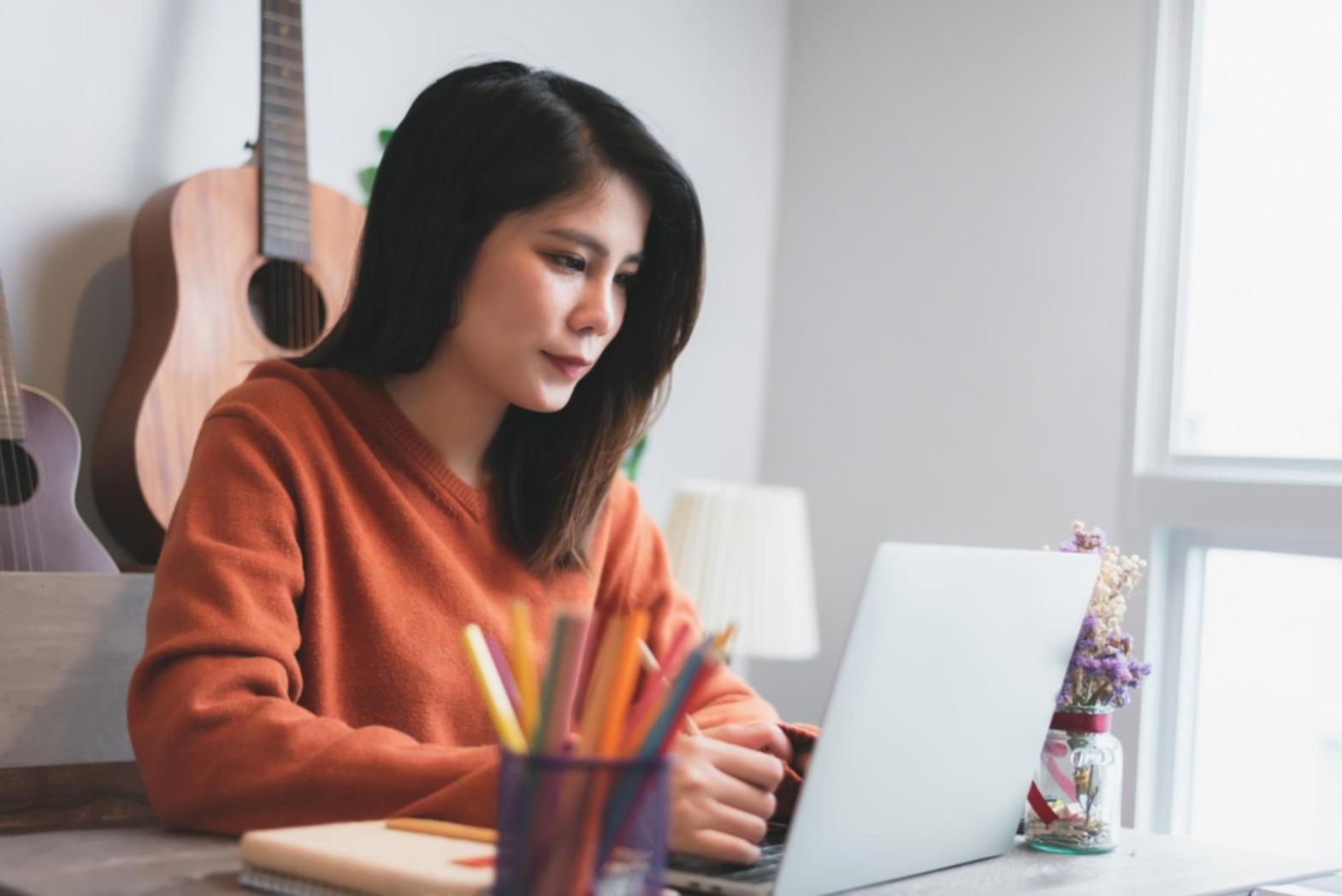Analyse de données commerciales sur tableau de bord